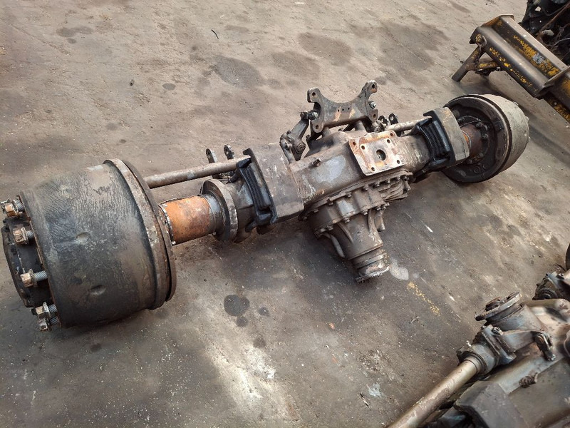 MAN KAT 8x8 complete AXLE SET - Náprava a diely: obrázok 3 MAN KAT 8x8 complete AXLE SET - Náprava a diely: obrázok 3