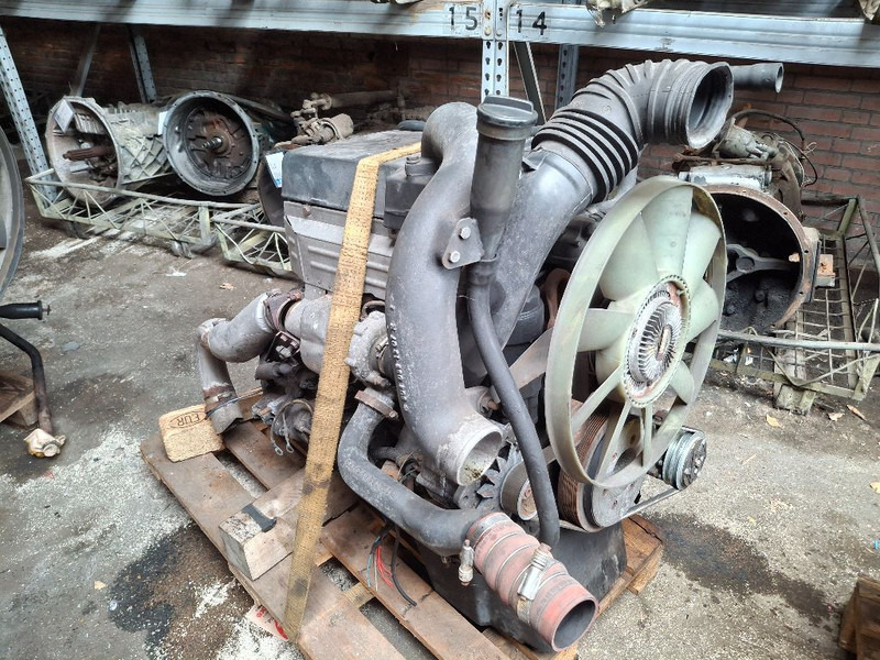 Mercedes-Benz OM904LA - Motor: obrázok 5 Mercedes-Benz OM904LA - Motor: obrázok 5