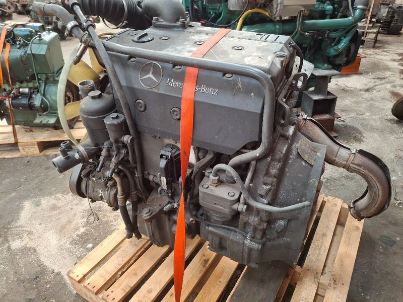 Mercedes-Benz OM904LA - Motor: obrázok 4 Mercedes-Benz OM904LA - Motor: obrázok 4