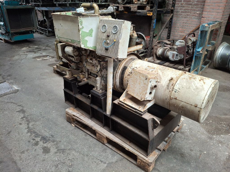 Deutz F3L912 - Náhradný diel: obrázok 3 Deutz F3L912 - Náhradný diel: obrázok 3