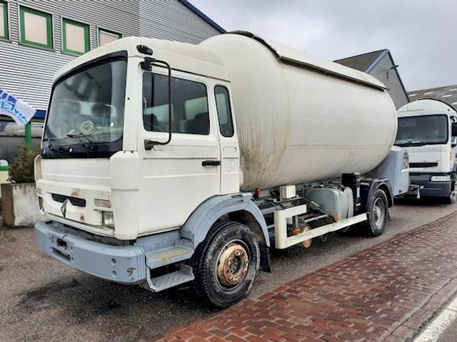 Renault MIDLINER M210 GAS / LPG - Cisternové vozidlo: obrázok 1 Renault MIDLINER M210 GAS / LPG - Cisternové vozidlo: obrázok 1