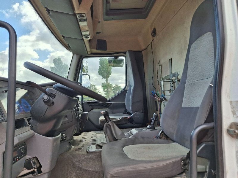 Renault PREMIUM 270 GAS / LPG - Cisternové vozidlo: obrázok 4 Renault PREMIUM 270 GAS / LPG - Cisternové vozidlo: obrázok 4