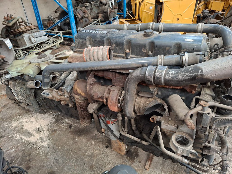 Renault PREMIUM 420DCI - Motor: obrázok 4 Renault PREMIUM 420DCI - Motor: obrázok 4