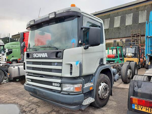 Scania P 94 DB 260 - Podvozek s kabinou: obrázok 1 Scania P 94 DB 260 - Podvozek s kabinou: obrázok 1