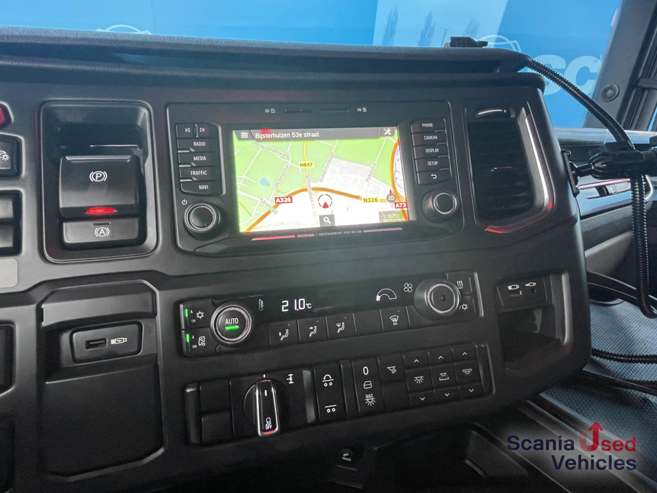 SCANIA R 650 B6x4NB RETARDER V8 WOOD KESLA 2112T CRANE - Nákladné vozidlo na prepravu dreva, Auto s hydraulickou rukou: obrázok 2 SCANIA R 650 B6x4NB RETARDER V8 WOOD KESLA 2112T CRANE - Nákladné vozidlo na prepravu dreva, Auto s hydraulickou rukou: obrázok 2