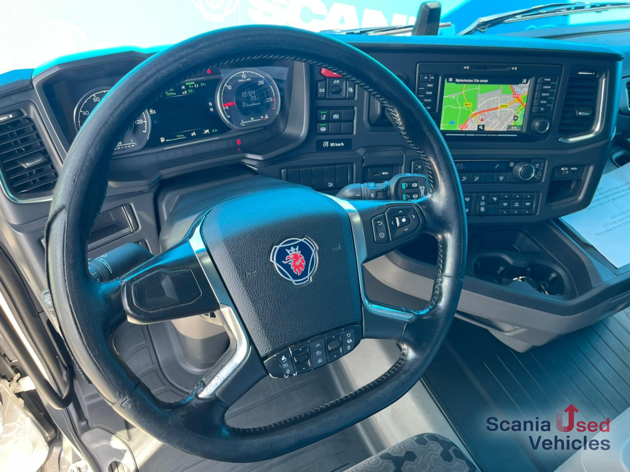 SCANIA R 450 A4x2EB RETARDER MEGA / VOLUME DIFF-L 8T PTOV - Ťahač: obrázok 4 SCANIA R 450 A4x2EB RETARDER MEGA / VOLUME DIFF-L 8T PTOV - Ťahač: obrázok 4