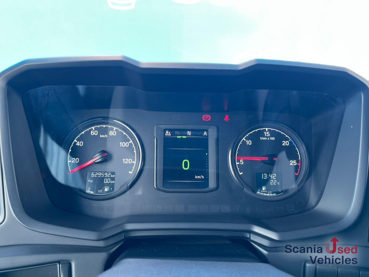 SCANIA R 450 A4x2NA RETARDER DIFF-L P-AIRCO PTOV - Ťahač: obrázok 5 SCANIA R 450 A4x2NA RETARDER DIFF-L P-AIRCO PTOV - Ťahač: obrázok 5
