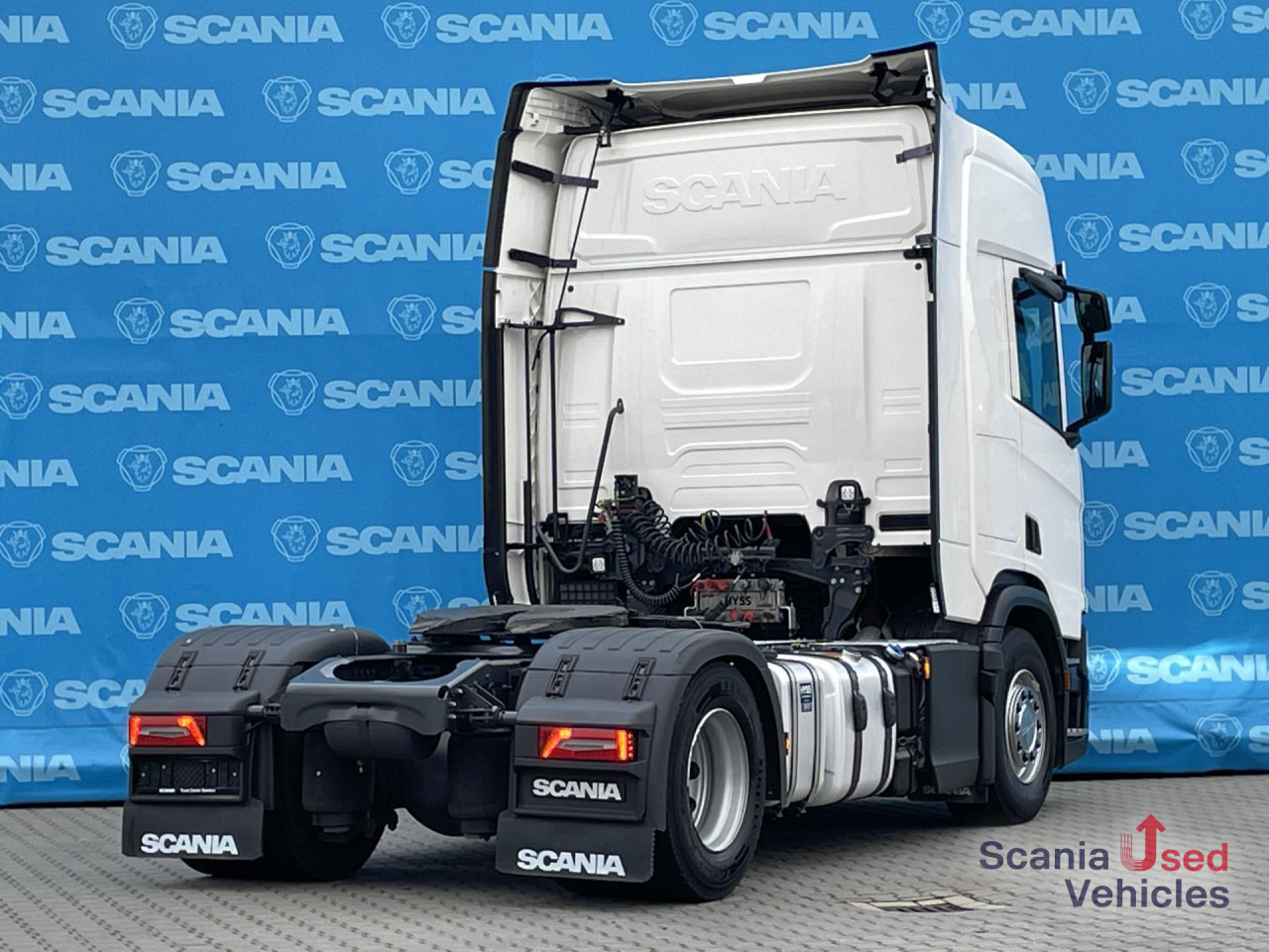 Ťahač SCANIA R 450 A4x2NB RETARDER DIFF-L FULL AIR HYDRO 8T: obrázok 10 Ťahač SCANIA R 450 A4x2NB RETARDER DIFF-L FULL AIR HYDRO 8T: obrázok 10