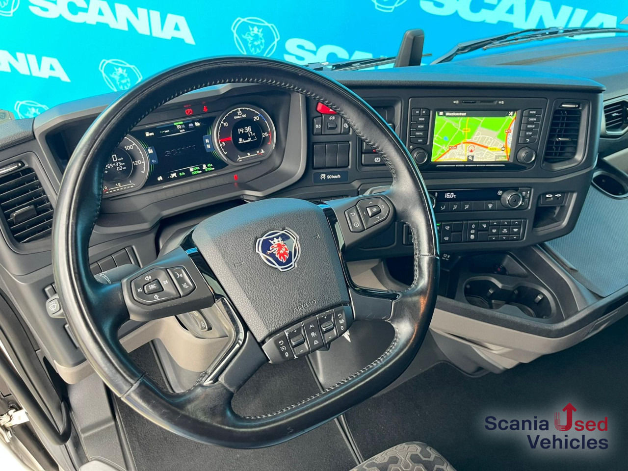 SCANIA S 500 A4x2NB DIFF-L RETARDER P-AIRCO FULL AIR ACC - Ťahač: obrázok 4 SCANIA S 500 A4x2NB DIFF-L RETARDER P-AIRCO FULL AIR ACC - Ťahač: obrázok 4