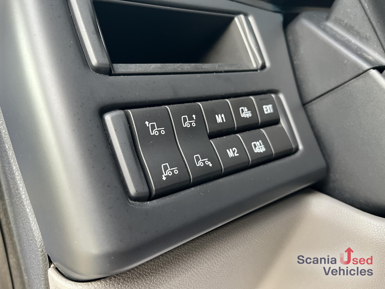 SCANIA S 500 A4x2NB RETARDER 8T FULL AIR DIFF-L P-AIRCO S - Ťahač: obrázok 5 SCANIA S 500 A4x2NB RETARDER 8T FULL AIR DIFF-L P-AIRCO S - Ťahač: obrázok 5