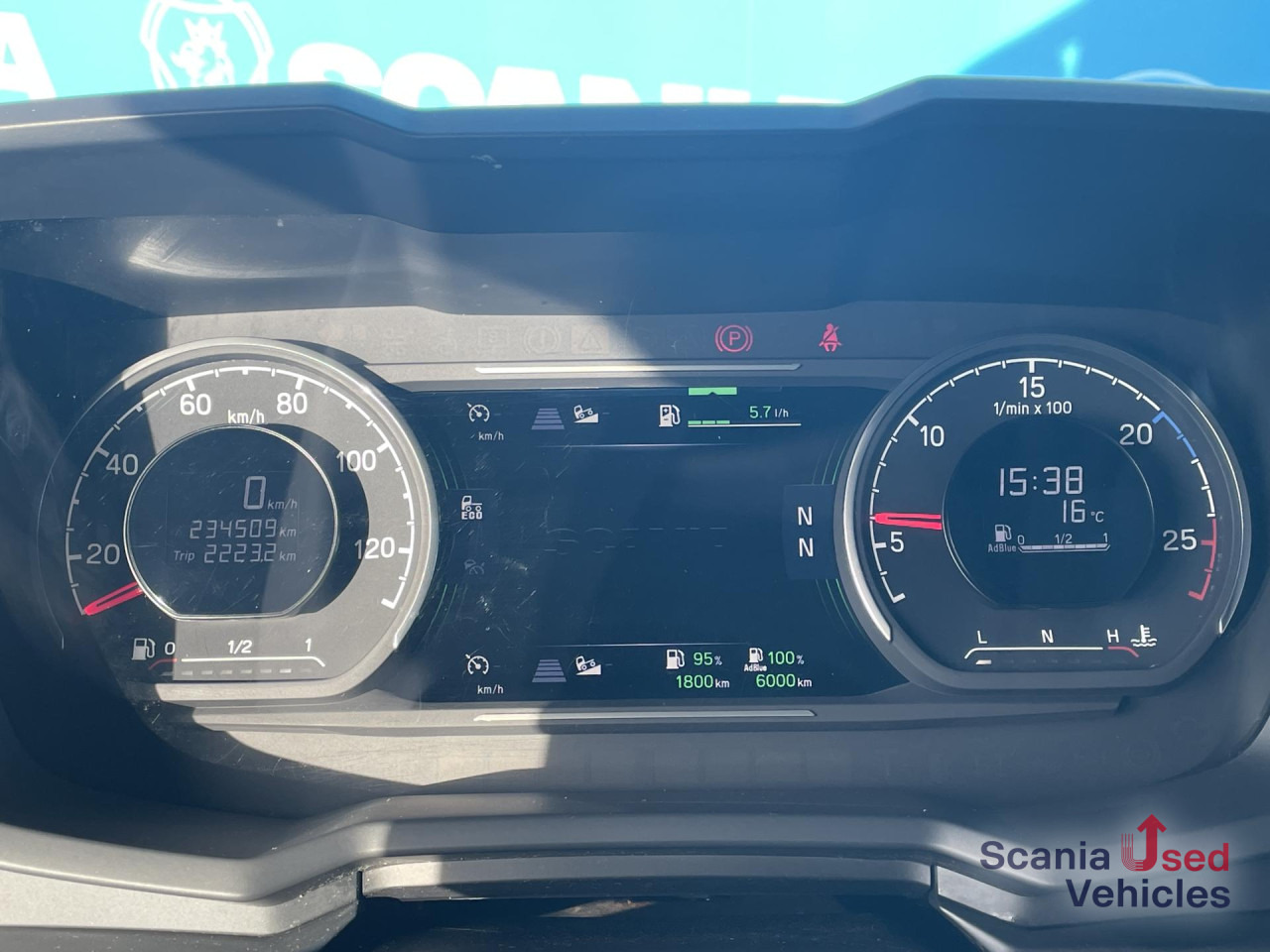 SCANIA S 500 A4x2NB RETARDER FULL AIR P-AIRCO PTO ACC - Ťahač: obrázok 5 SCANIA S 500 A4x2NB RETARDER FULL AIR P-AIRCO PTO ACC - Ťahač: obrázok 5