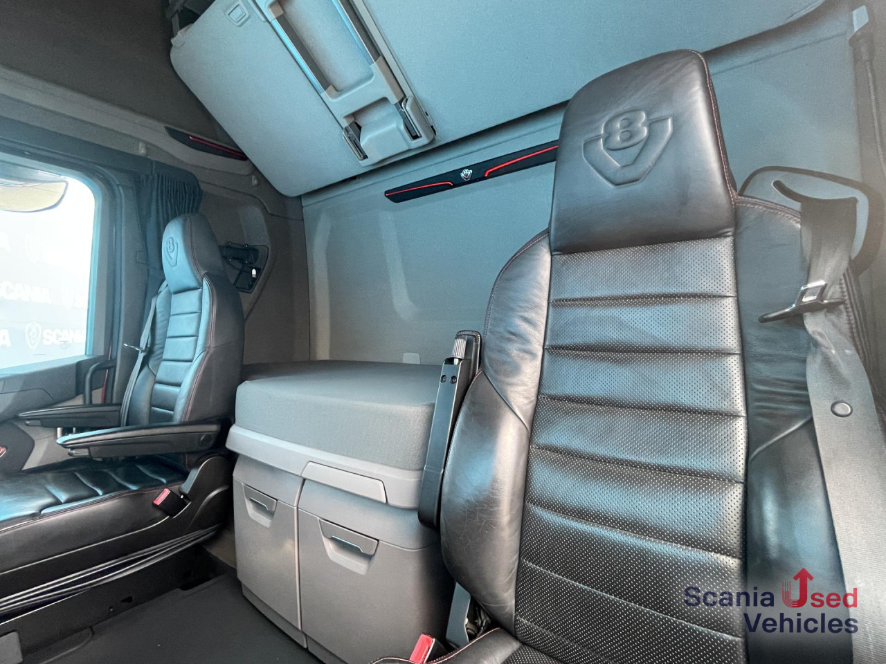 SCANIA S 520 A6x2/4NB DIFF-L RETARDER FULL AIR P-AIRCO V8 - Ťahač: obrázok 5 SCANIA S 520 A6x2/4NB DIFF-L RETARDER FULL AIR P-AIRCO V8 - Ťahač: obrázok 5