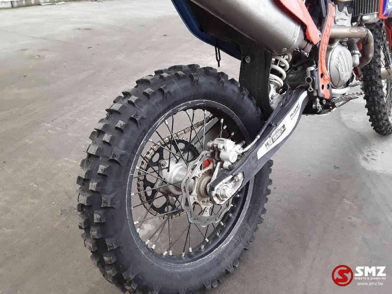 Motocykel KTM KTM 250: obrázok 12 Motocykel KTM KTM 250: obrázok 12