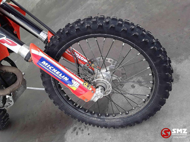 Motocykel KTM KTM 250: obrázok 11 Motocykel KTM KTM 250: obrázok 11