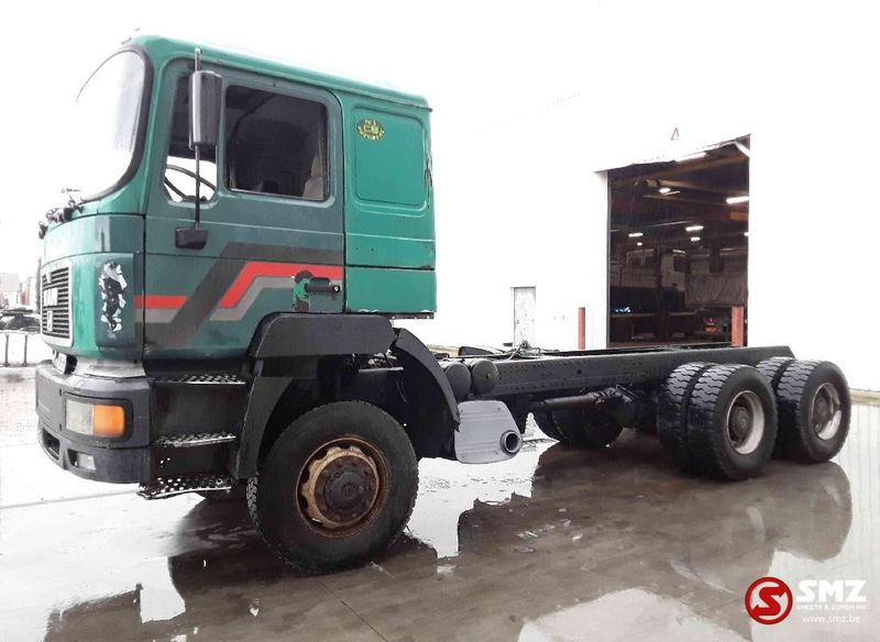 MAN 27.403 6x6 - Podvozek s kabinou: obrázok 5 MAN 27.403 6x6 - Podvozek s kabinou: obrázok 5