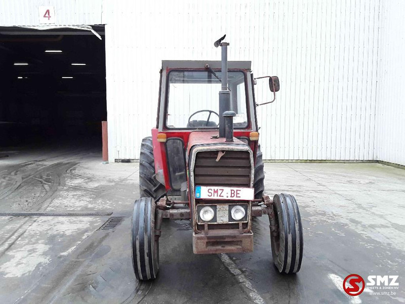 Massey Ferguson 560 - Traktor: obrázok 2 Massey Ferguson 560 - Traktor: obrázok 2