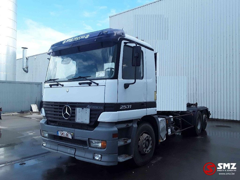 Mercedes-Benz Actros 2531 francais - Podvozek s kabinou: obrázok 3 Mercedes-Benz Actros 2531 francais - Podvozek s kabinou: obrázok 3