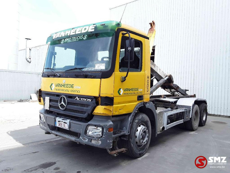 Mercedes-Benz Actros 2636 6x4 lames steel 3x - Kontejnérový podvozek/ Výměnná nástavba: obrázok 3 Mercedes-Benz Actros 2636 6x4 lames steel 3x - Kontejnérový podvozek/ Výměnná nástavba: obrázok 3