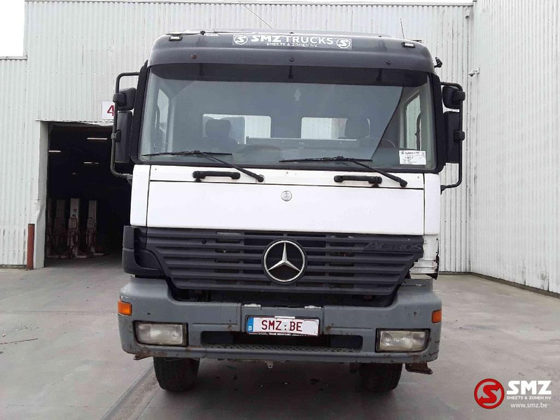 Mercedes-Benz Actros 4140 manual - Podvozek s kabinou: obrázok 2 Mercedes-Benz Actros 4140 manual - Podvozek s kabinou: obrázok 2