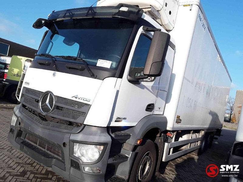 Mercedes-Benz Antos 2636 Thermoking Ts500e 2m70 box - Chladirenské nákladné vozidlo: obrázok 5 Mercedes-Benz Antos 2636 Thermoking Ts500e 2m70 box - Chladirenské nákladné vozidlo: obrázok 5