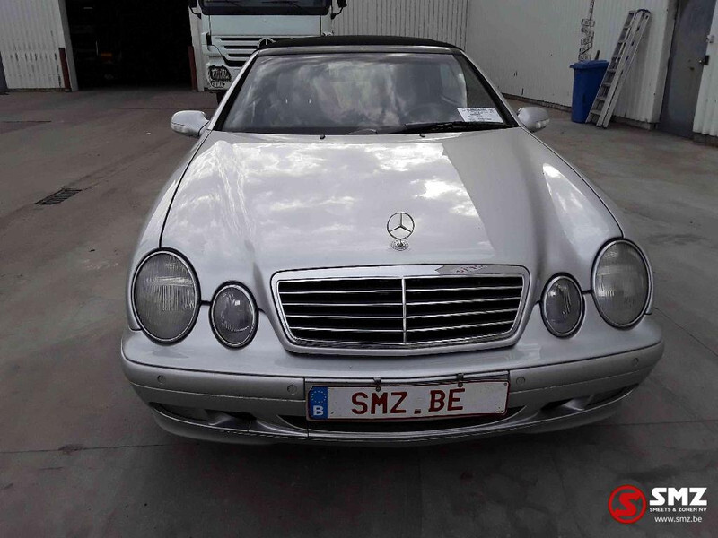 Mercedes-Benz CLK-Klasse 200 - Automobil: obrázok 2 Mercedes-Benz CLK-Klasse 200 - Automobil: obrázok 2
