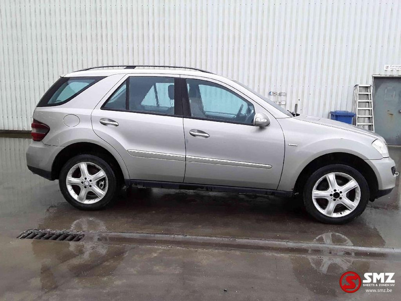 Mercedes-Benz M-Klasse ML 280 CDI - Automobil: obrázok 4 Mercedes-Benz M-Klasse ML 280 CDI - Automobil: obrázok 4