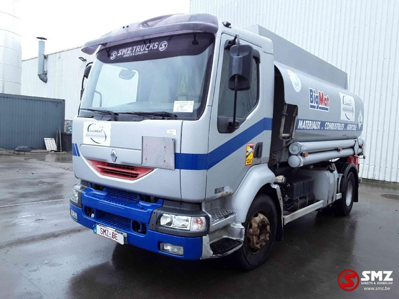 Renault Midlum 270 11000 L - Cisternové vozidlo: obrázok 3 Renault Midlum 270 11000 L - Cisternové vozidlo: obrázok 3