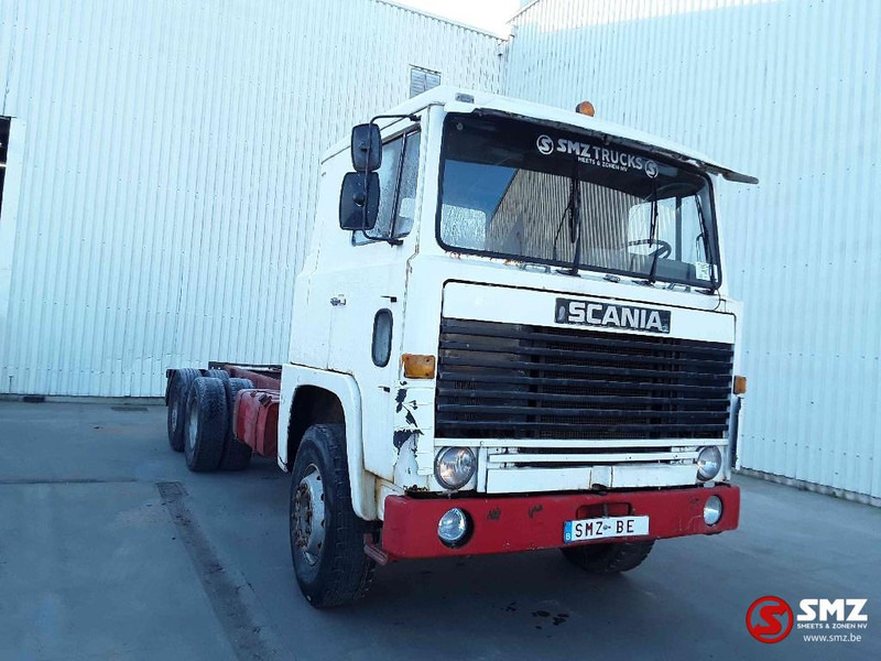 Scania 111 6x2 super lames - Podvozek s kabinou: obrázok 1 Scania 111 6x2 super lames - Podvozek s kabinou: obrázok 1