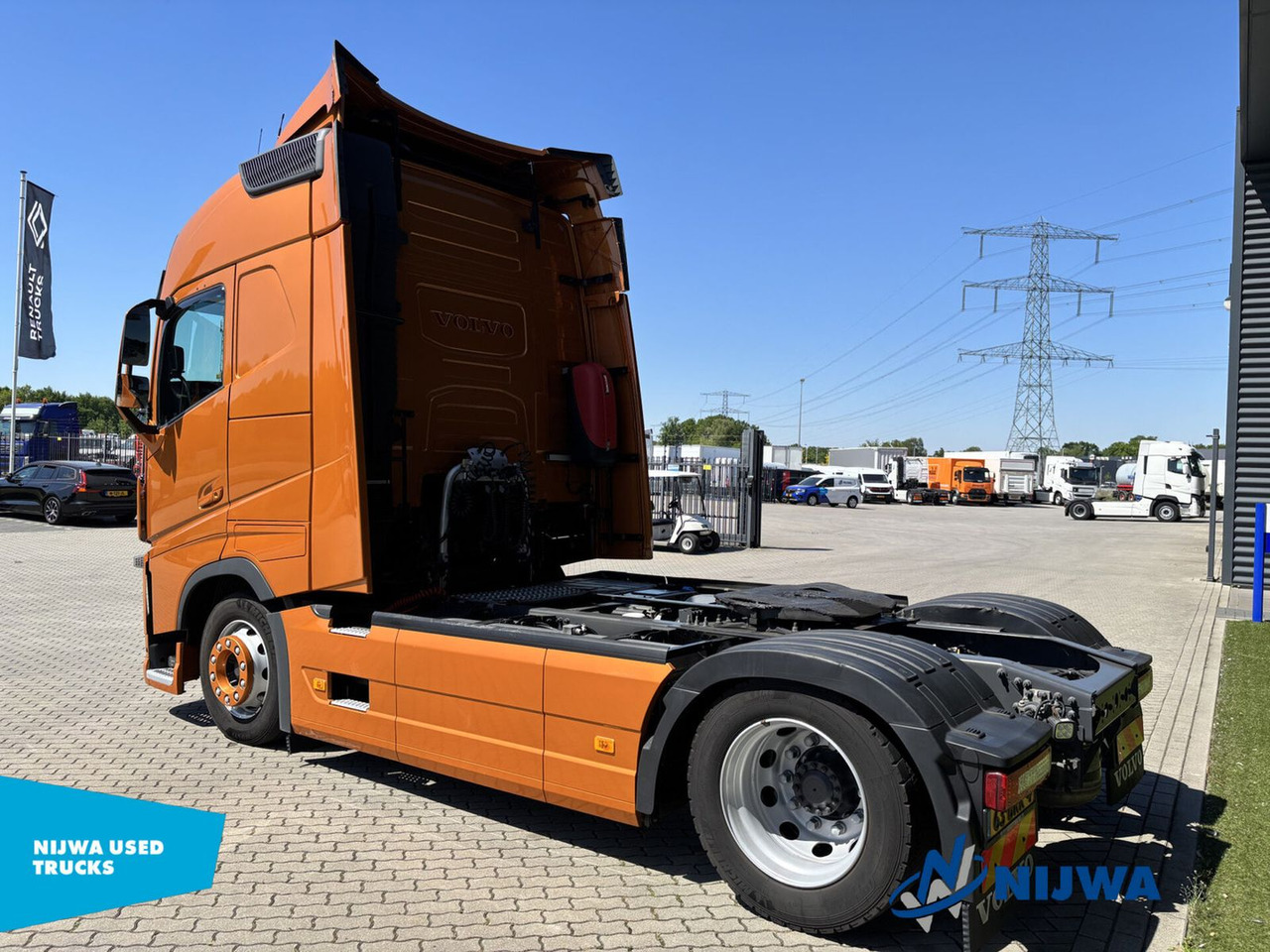 Volvo FH 460 4x2 I-Parkcool + Full Air - Ťahač: obrázok 4 Volvo FH 460 4x2 I-Parkcool + Full Air - Ťahač: obrázok 4