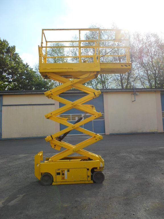 Genie GS 1930, Scherenarbeitsbühne Genie 8 m Genie GS 1930, Scherenarbeitsbühne Genie 8 m - Samohybná plošiny: obrázok 1 Genie GS 1930, Scherenarbeitsbühne Genie 8 m Genie GS 1930, Scherenarbeitsbühne Genie 8 m - Samohybná plošiny: obrázok 1