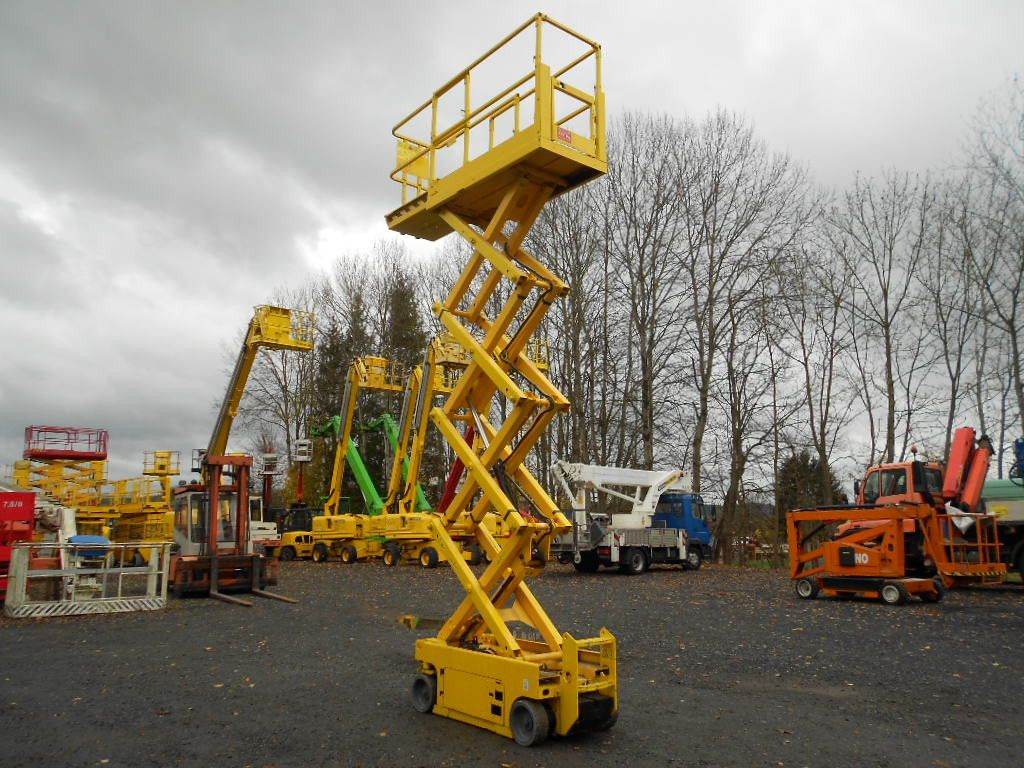 Genie GS 1932, Scherenarbeitsbühne Genie 8 m - Automobilová plošina: obrázok 4 Genie GS 1932, Scherenarbeitsbühne Genie 8 m - Automobilová plošina: obrázok 4