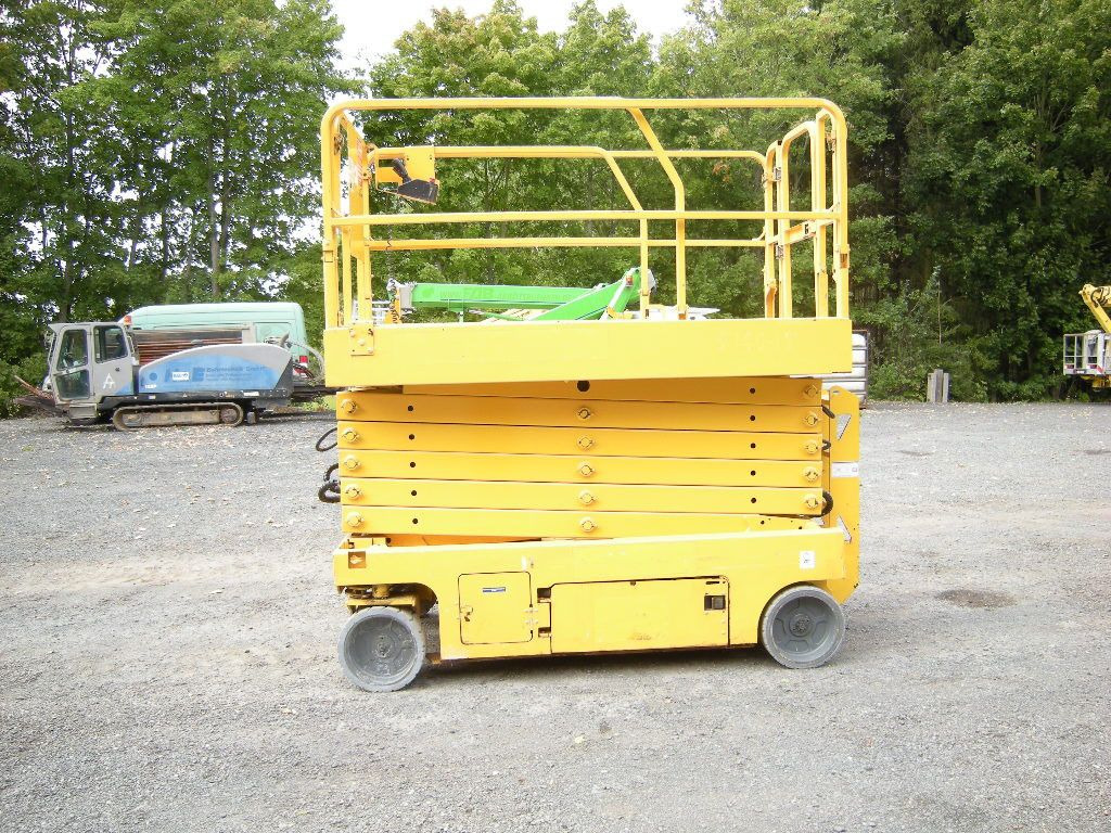 Automobilová plošina Genie GS 4047 Scherenarbeitsbühne Genie 14 m: obrázok 18 Automobilová plošina Genie GS 4047 Scherenarbeitsbühne Genie 14 m: obrázok 18