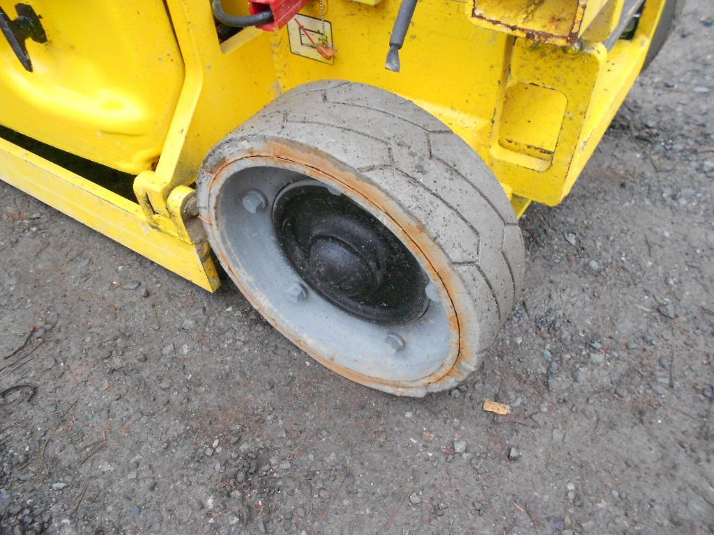 Samohybná plošiny JLG JLG 1930 ES, Scherenarbeitsbühne AH 8 m: obrázok 11