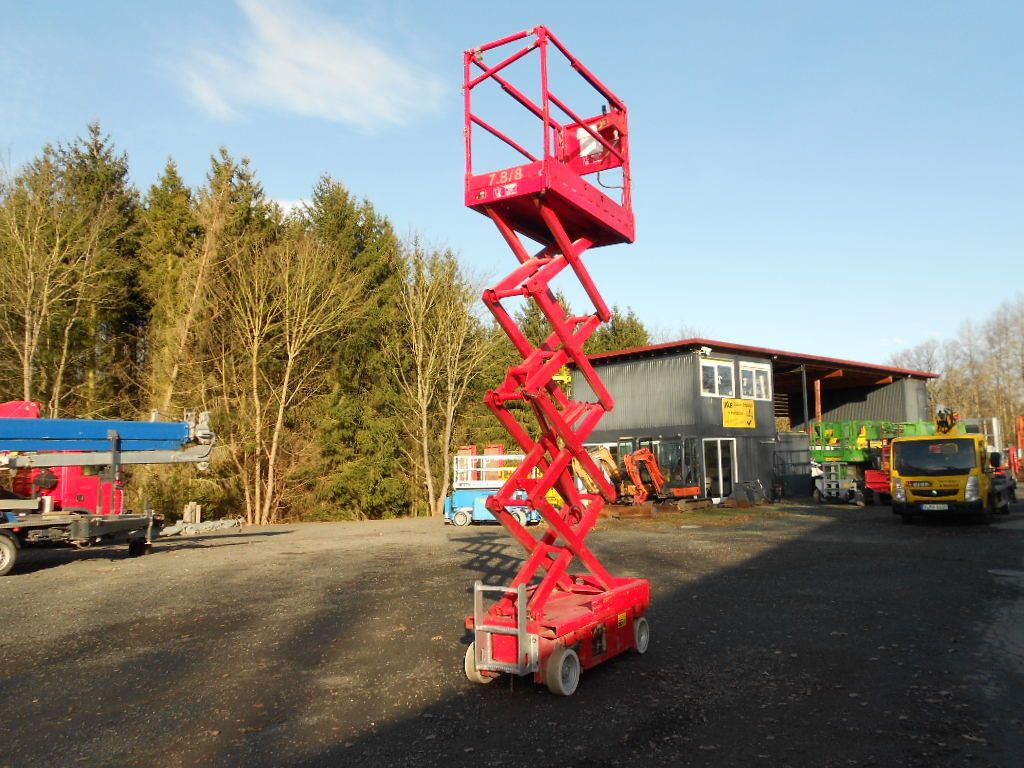 Snorkelift S 1930, Scherenarbeitsbühne AH 7,8m Snorkelift S 1930, Scherenarbeitsbühne AH 7,8m - Samohybná plošiny: obrázok 5 Snorkelift S 1930, Scherenarbeitsbühne AH 7,8m Snorkelift S 1930, Scherenarbeitsbühne AH 7,8m - Samohybná plošiny: obrázok 5