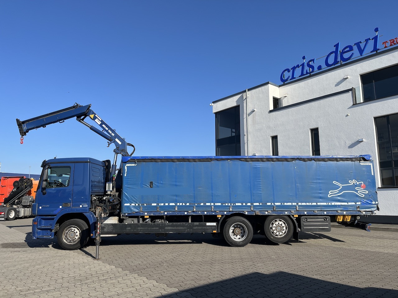 Mercedes-Benz 2541 6x2 Atlas 135.2E Pritsche 8,20 m Ausziehbar - Plachtové nákladné vozidlo, Auto s hydraulickou rukou: obrázok 5 Mercedes-Benz 2541 6x2 Atlas 135.2E Pritsche 8,20 m Ausziehbar - Plachtové nákladné vozidlo, Auto s hydraulickou rukou: obrázok 5