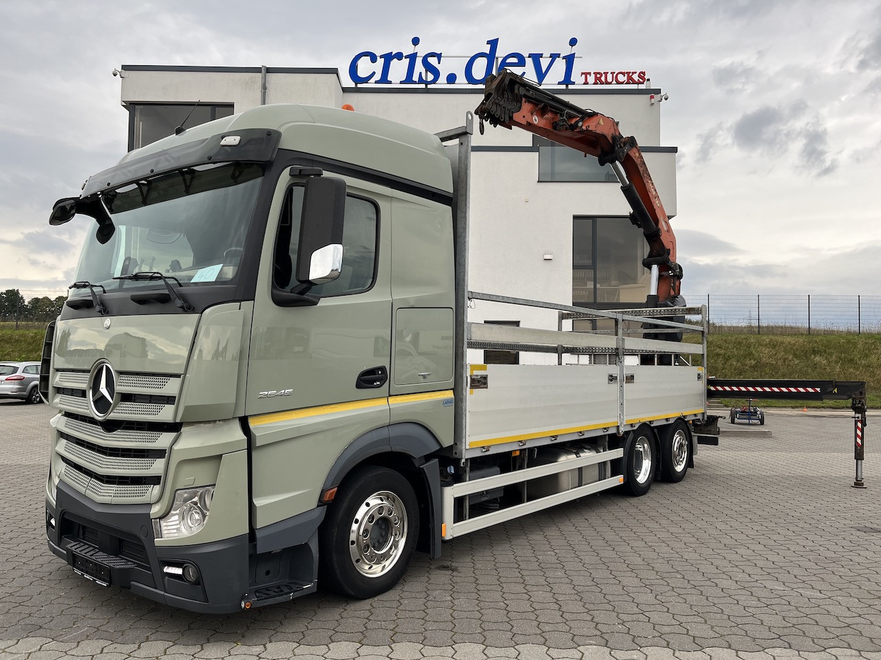 Mercedes-Benz Actros 2545 6x2 Atlas 265-A6 Lenk- Liftachse - Auto s hydraulickou rukou, Valníkový/ Plošinový nákladný automobil: obrázok 1 Mercedes-Benz Actros 2545 6x2 Atlas 265-A6 Lenk- Liftachse - Auto s hydraulickou rukou, Valníkový/ Plošinový nákladný automobil: obrázok 1