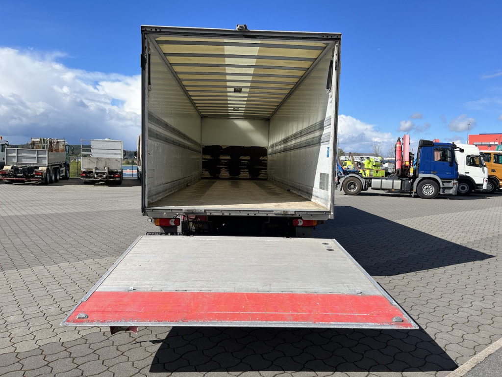 Iveco 120E25 Eurocargo 4x2 Koffer | Ladebordwand - Nákladné auto: obrázok 2 Iveco 120E25 Eurocargo 4x2 Koffer | Ladebordwand - Nákladné auto: obrázok 2
