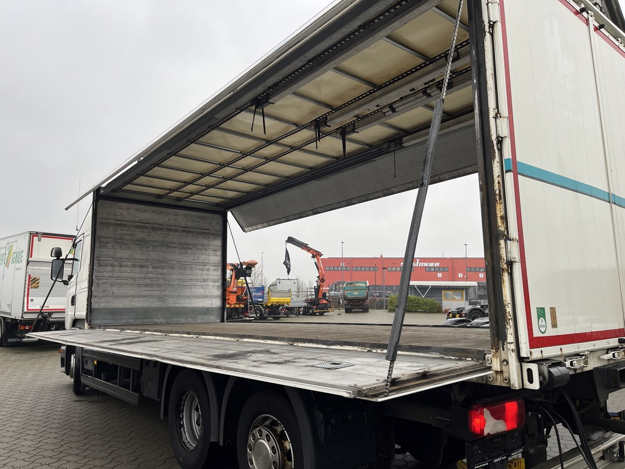 Scania R 450 6x2 Geränkezug + Orten Anhänger - Přepravník nápojů: obrázok 2 Scania R 450 6x2 Geränkezug + Orten Anhänger - Přepravník nápojů: obrázok 2