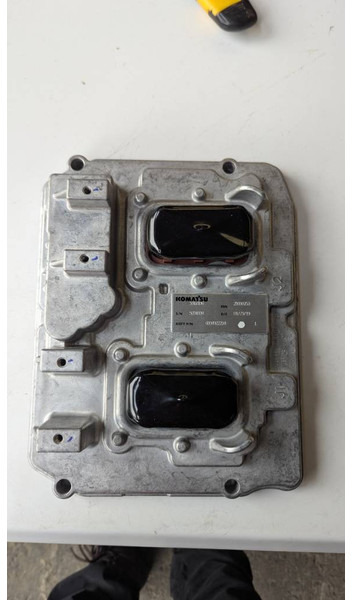 Komatsu CONTROLLER ASS' 600-492-2204 - Elektrický systém pre Stavebné stroje: obrázok 1 Komatsu CONTROLLER ASS' 600-492-2204 - Elektrický systém pre Stavebné stroje: obrázok 1