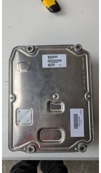 Komatsu CONTROLLER ASS' 600-492-2204 - Elektrický systém pre Stavebné stroje: obrázok 2 Komatsu CONTROLLER ASS' 600-492-2204 - Elektrický systém pre Stavebné stroje: obrázok 2