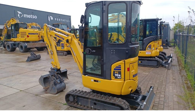 Komatsu PC16R-3HS - Mini rýpadlo: obrázok 4 Komatsu PC16R-3HS - Mini rýpadlo: obrázok 4