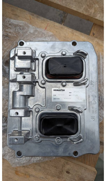Komatsu PC490LC-11 CONTROLLER ASSY 600-541-1100 - Elektrický systém pre Stavebné stroje: obrázok 1 Komatsu PC490LC-11 CONTROLLER ASSY 600-541-1100 - Elektrický systém pre Stavebné stroje: obrázok 1