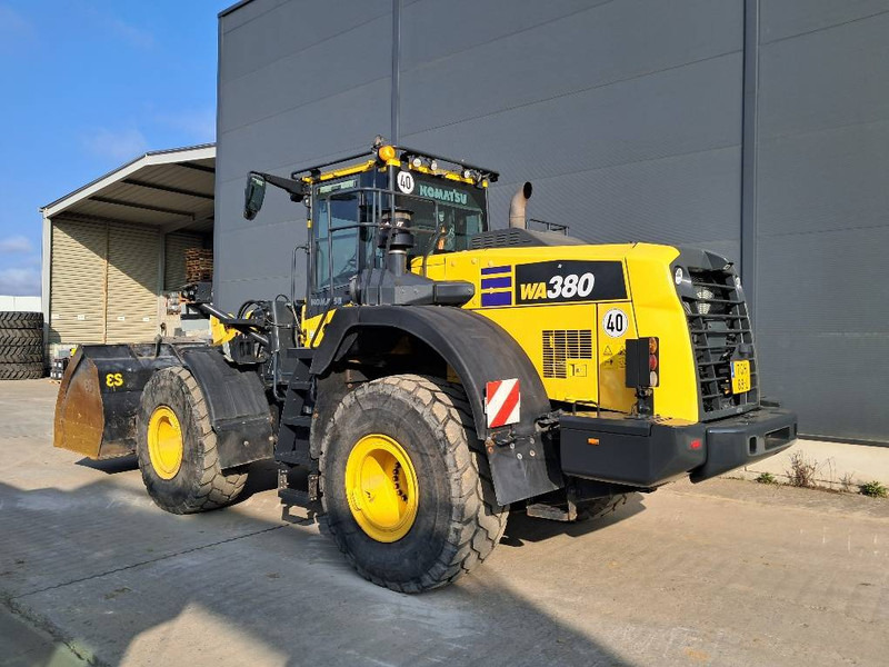 Komatsu WA380-8E0 - Kolesový nakladač: obrázok 3 Komatsu WA380-8E0 - Kolesový nakladač: obrázok 3