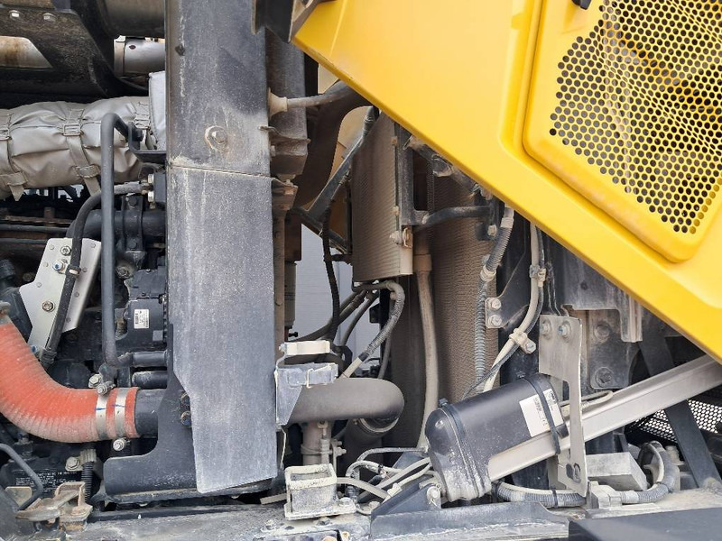 Komatsu WA475-10E0 - Kolesový nakladač: obrázok 4 Komatsu WA475-10E0 - Kolesový nakladač: obrázok 4