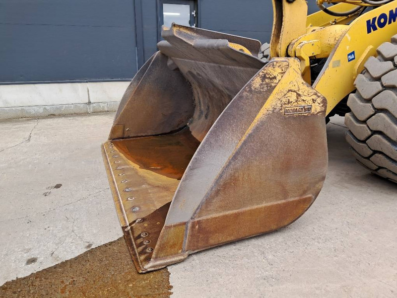 Komatsu WA475-10E0 - Kolesový nakladač: obrázok 4 Komatsu WA475-10E0 - Kolesový nakladač: obrázok 4
