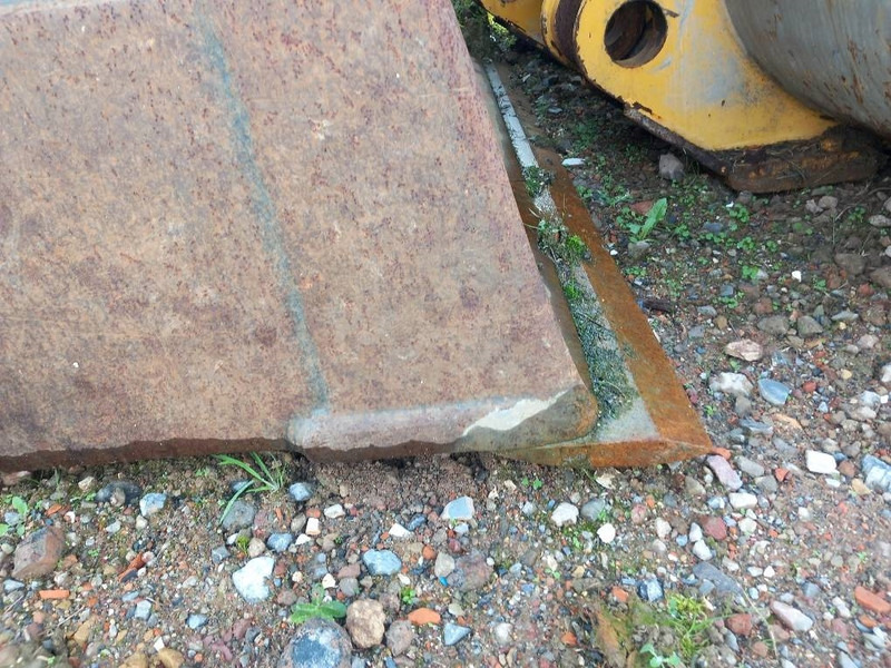 Komatsu WA480-8 - Lyžica pre Stavebné stroje: obrázok 4 Komatsu WA480-8 - Lyžica pre Stavebné stroje: obrázok 4