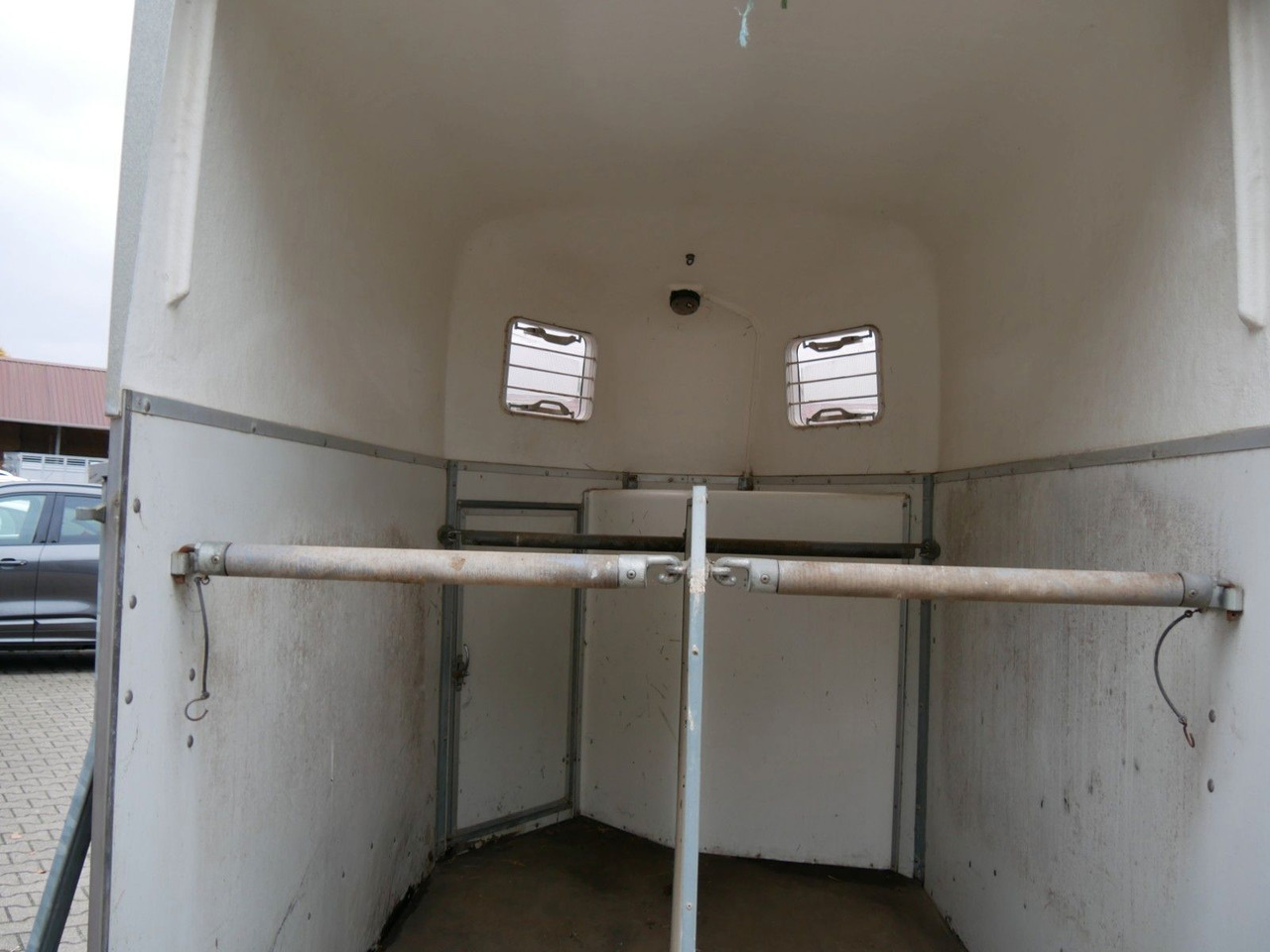 Böckmann Duo Esprit mit Sattelkammer - Príves na přepravu zvířat: obrázok 5 Böckmann Duo Esprit mit Sattelkammer - Príves na přepravu zvířat: obrázok 5