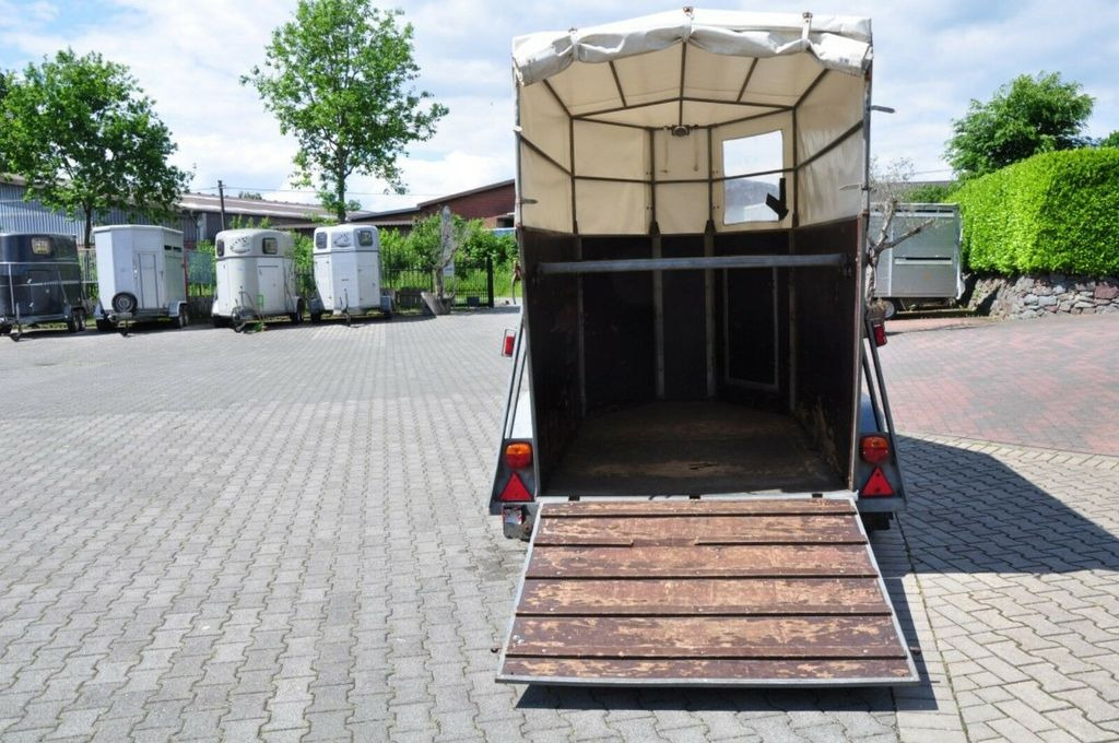 Holz Plane 1,5 Pferde - Príves na prepravu koní: obrázok 5 Holz Plane 1,5 Pferde - Príves na prepravu koní: obrázok 5