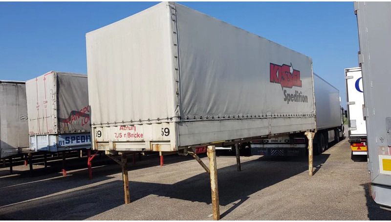 Krone 2 x 7,45m XL12642 Wechselbrücken Planen 2 x 7,45m XL12642 Wechselbrücken Planen - Plachtová nadstavba: obrázok 4 Krone 2 x 7,45m XL12642 Wechselbrücken Planen 2 x 7,45m XL12642 Wechselbrücken Planen - Plachtová nadstavba: obrázok 4