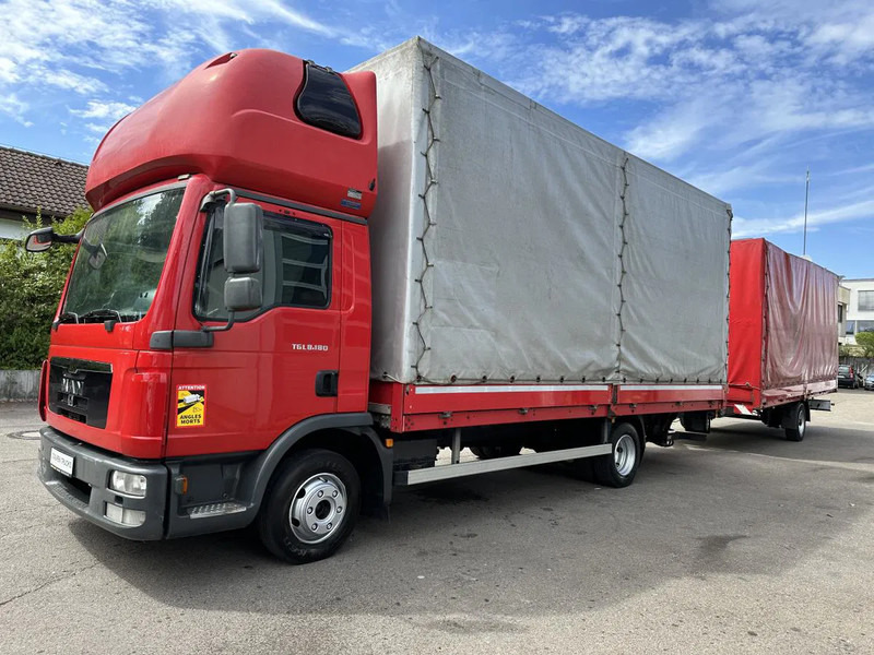MAN MAN 8.180 Zug mit SAXAS 1-Achs Anh Topsleeper MAN 8.180 Zug mit SAXAS 1-Achs Anh Topsleeper - Plachtová dodávka: obrázok 1 MAN MAN 8.180 Zug mit SAXAS 1-Achs Anh Topsleeper MAN 8.180 Zug mit SAXAS 1-Achs Anh Topsleeper - Plachtová dodávka: obrázok 1